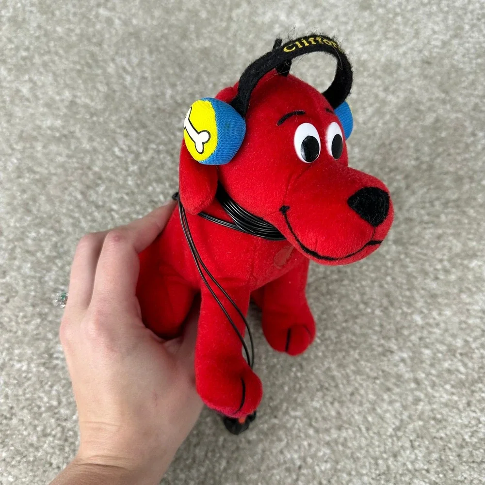 Vintage Clifford The Big Red Dog Plush Toy Island Headphones Earbuds Scholastic